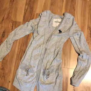 XL kids size light grey ambercrombie cardigan.